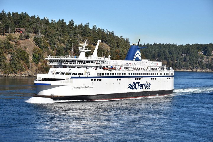 Victoria BC Ferry Mile Zero 1 Day City Tour from Vancouver